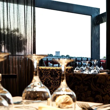 Olympus Thea Boutique Platamon