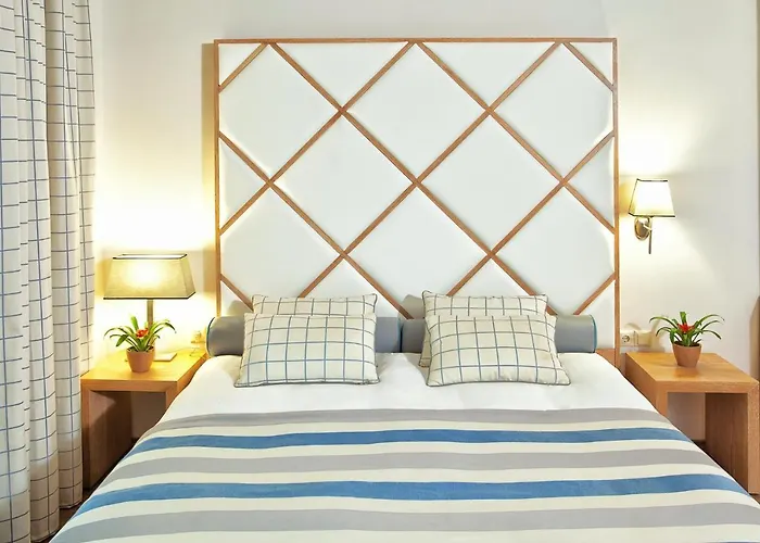 Olympus Thea Boutique Hotell 4*