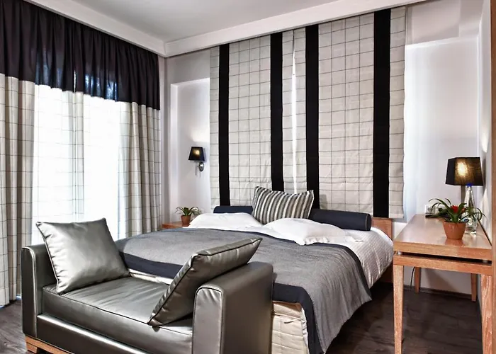 Olympus Thea Boutique Hotell 4*
