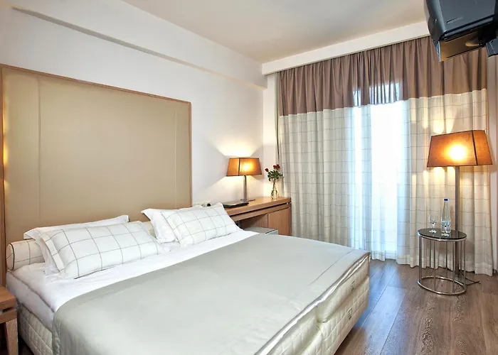 Hotell Olympus Thea Boutique 4*