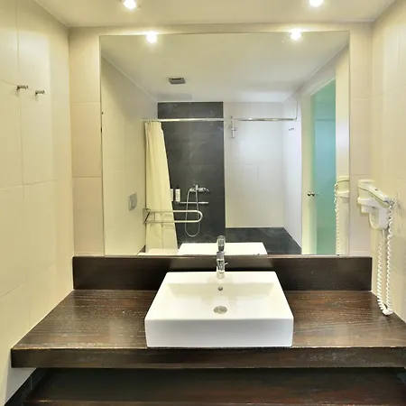 Хотел Olympus Thea Boutique 4*