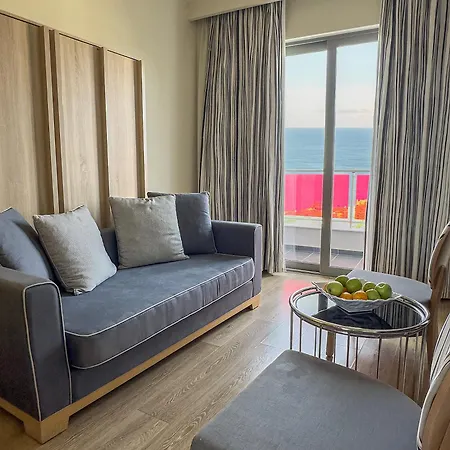 Olympus Thea Boutique 4*