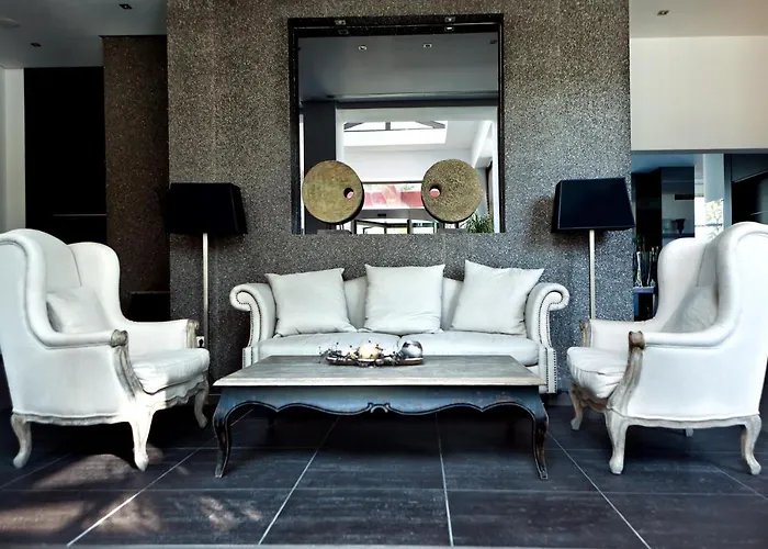 Olympus Thea Boutique Platamon